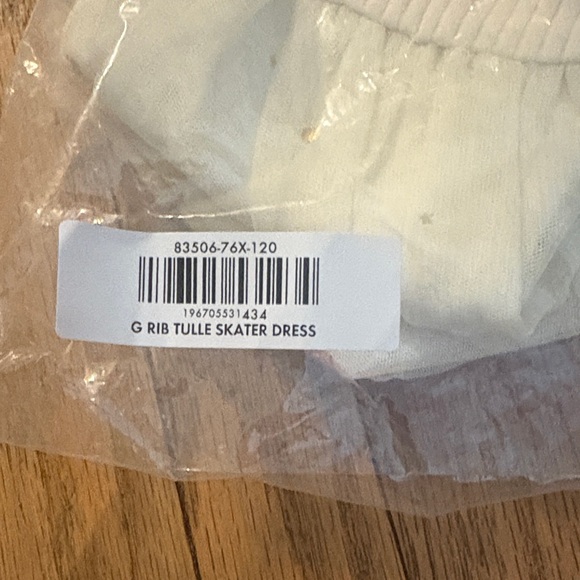 Hanna Andersson Cream Tulle Dress* size is 6/7 - Picture 5 of 7